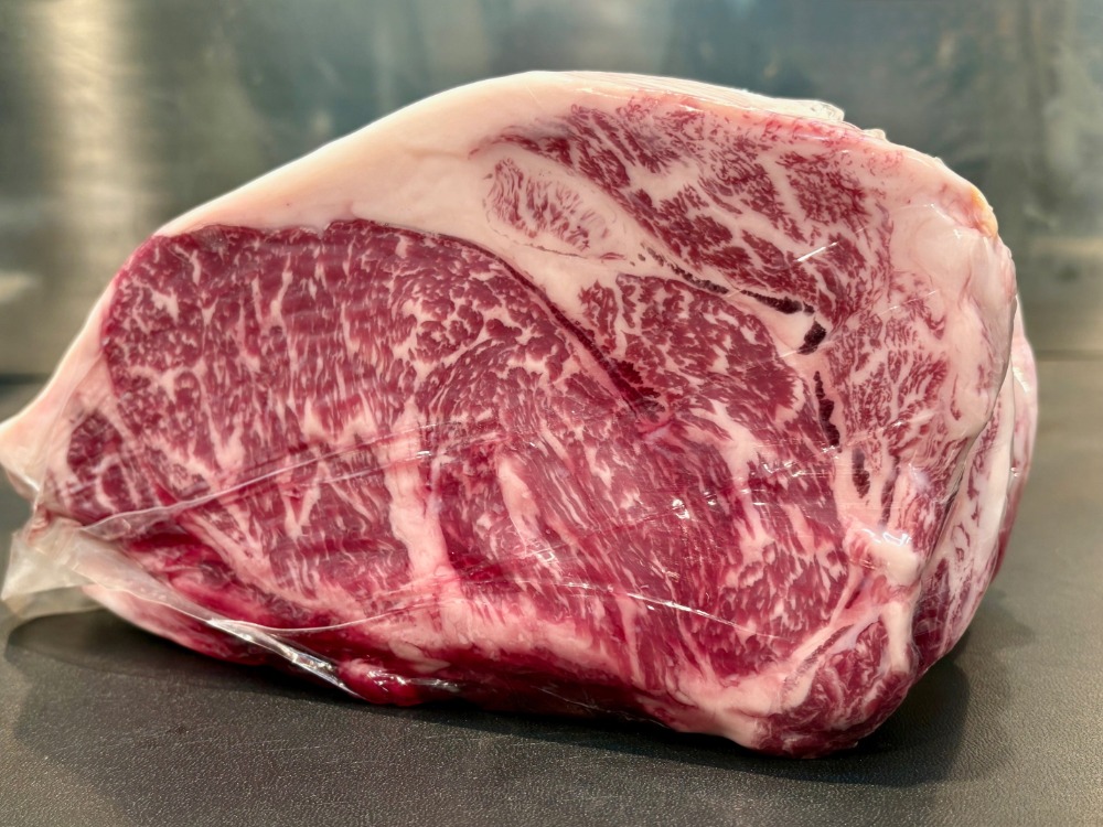 【新商品】【新商品】褐毛和牛サーロイン/チルド　【漢方牛/リブ側】