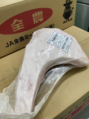 【新商品】【新商品】【A5BMS12】鳥取和牛トモサンカク　霜降りバッチリ・脂質良好！