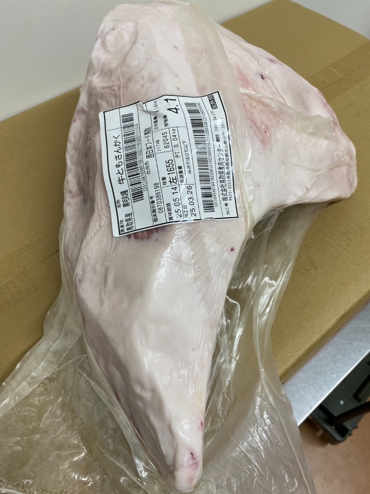 【新商品】【新商品】『A5BMS12』鳥取和牛　トモサンカク　霜降り◎　上質な脂質　　