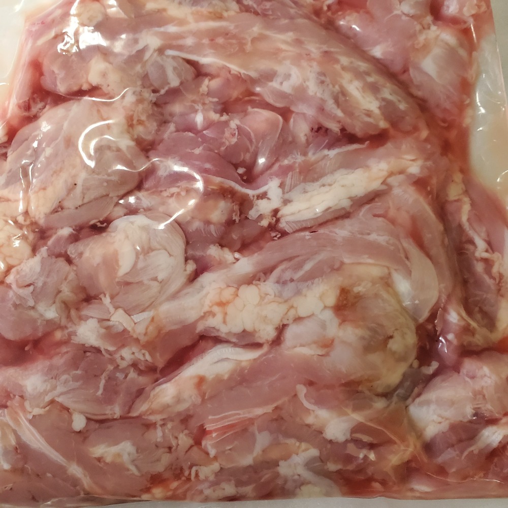 【チルド発送】新潟県産　銘柄鶏　越の鶏　小肉　せせり　1kg