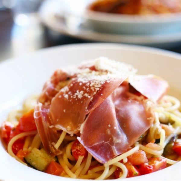 生ハム　切り落とし　●　トッピング用　スライス　端材