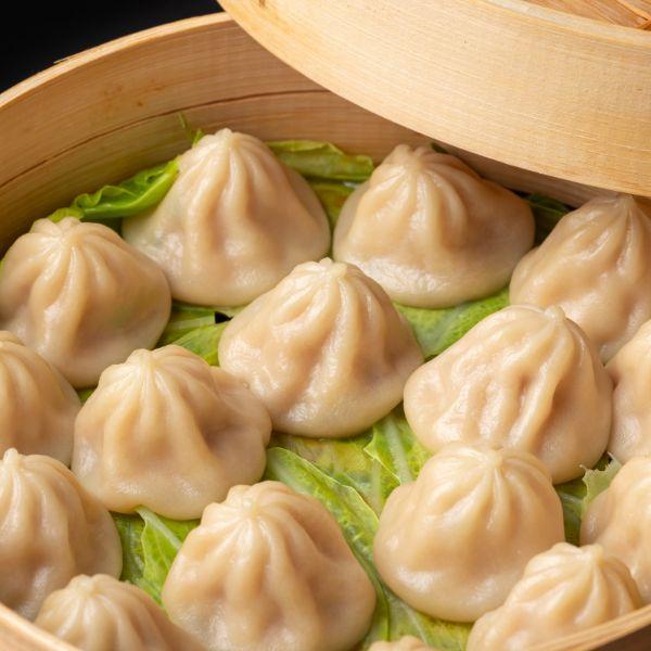 熱々スープがあふれ出す　小籠包　25g　50個入　●　点心　飲茶