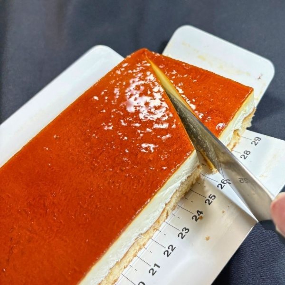 フリーカット　カラメルプリンケーキ　●