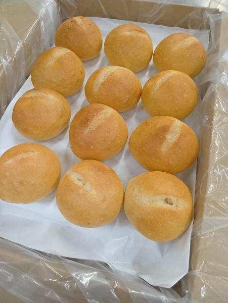 国産小麦ブレンド　プチフランス　1個　42g　30個入り(焼成冷凍)