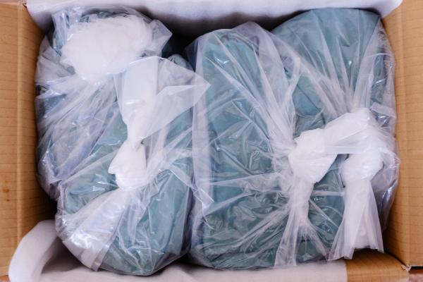 【地中海】蓄養本マグロ天身(本鮪　背)　柵(サク)　16cm