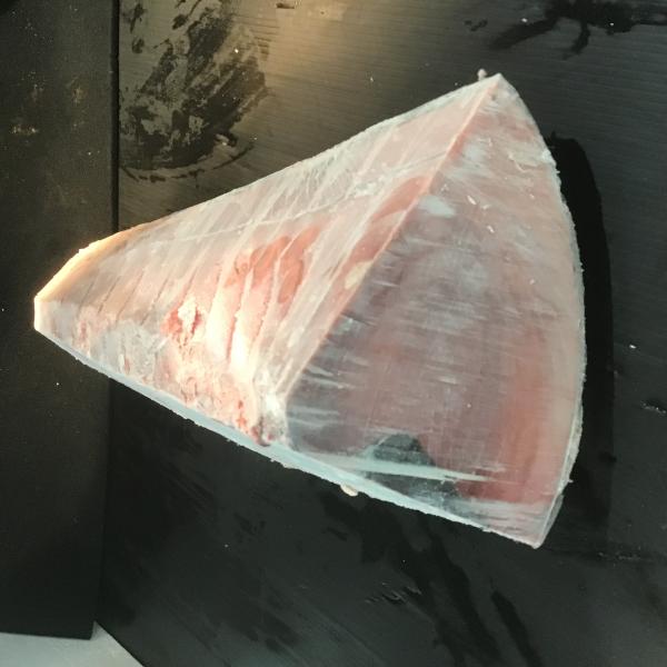 身質良しアイルランド産冷凍天然ホンマグロ脂背1丁