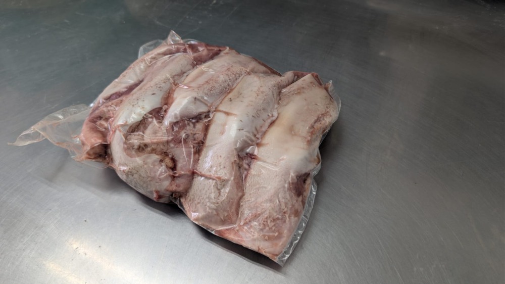 【新商品】【新商品】豚タン　国産　1Px5本(約1.0kg)