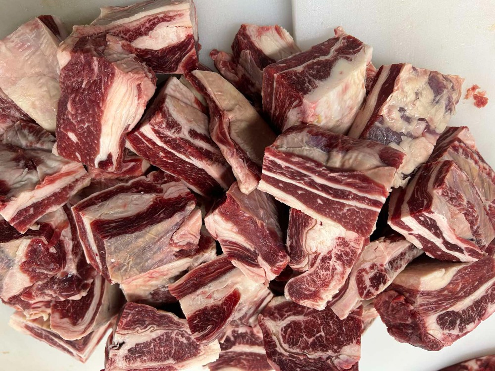 【送料込み】九州産黒毛和牛スジ（バラスジ）