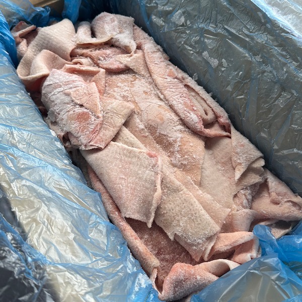 国産　豚皮　冷凍　10kg