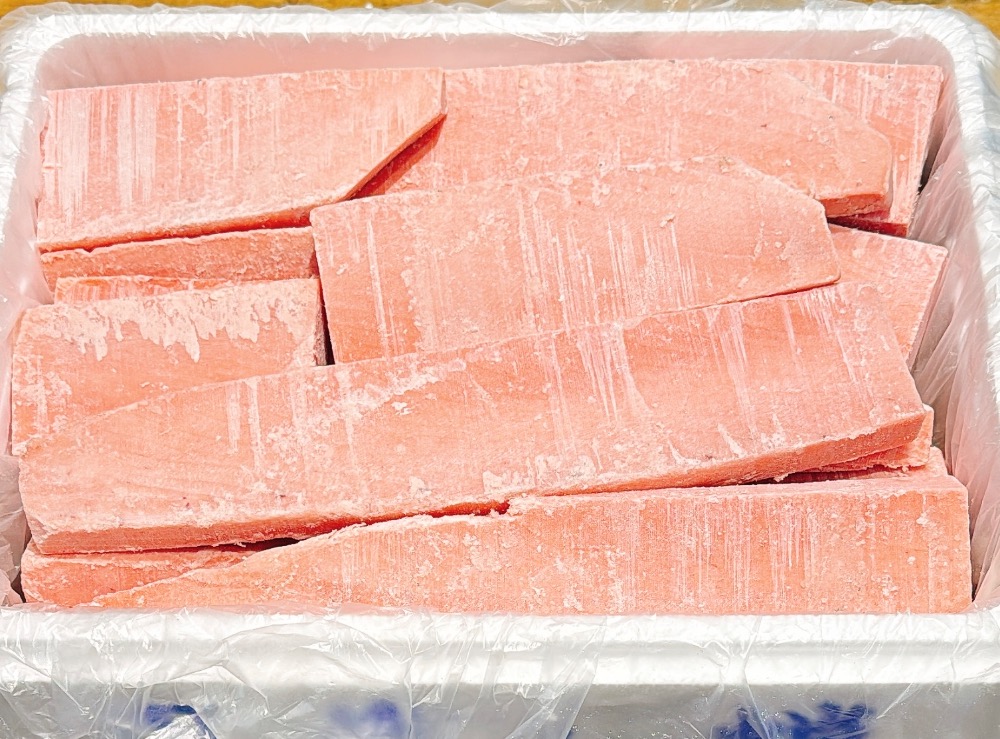 【新商品】【新商品】限定　本マグロ血合い皮取りサクブツ　7.5k