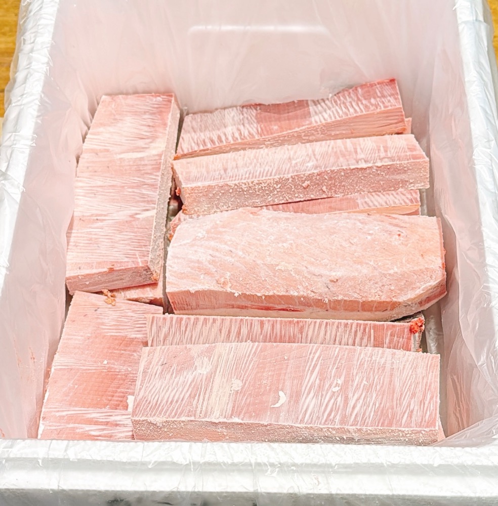 限定　天然インドマグロハラ柵取り　6.1k