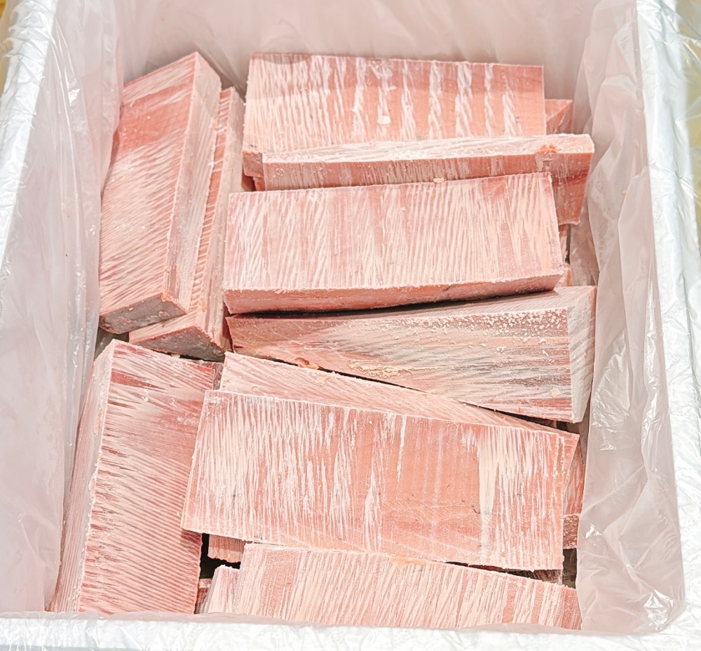 限定　天然インドマグロ赤身中トロサク　　6.2k