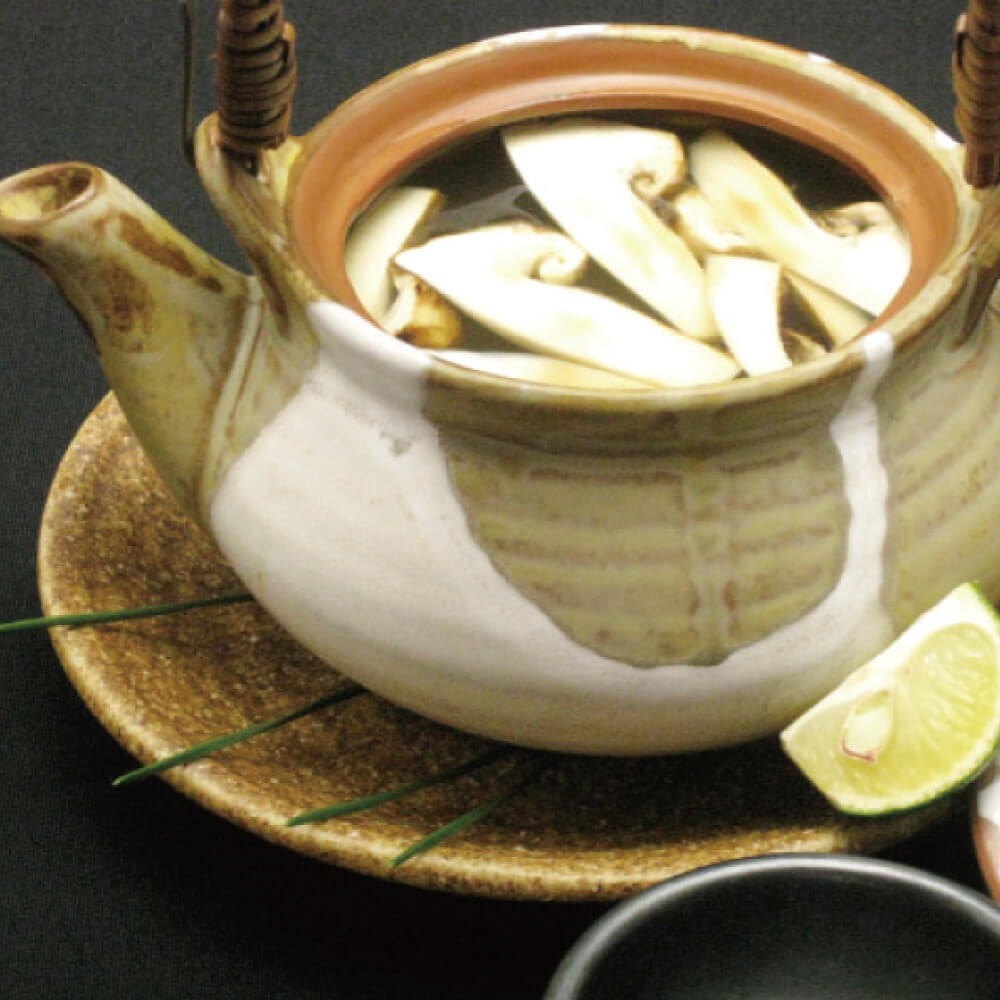 生冷凍松茸　縦割り5-7cm　1kg　バラ凍結【香り保証◎】