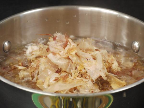 （期間特売！）特用花かつお　500g