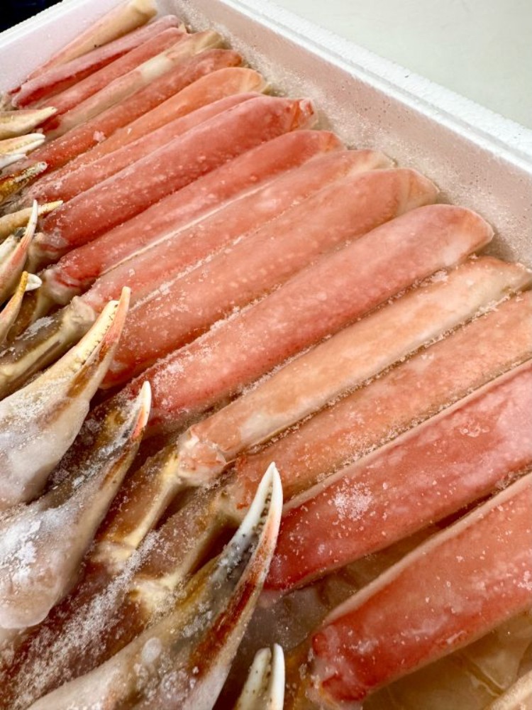 冷凍カット生ズワイガニ　特大　3kg化粧箱