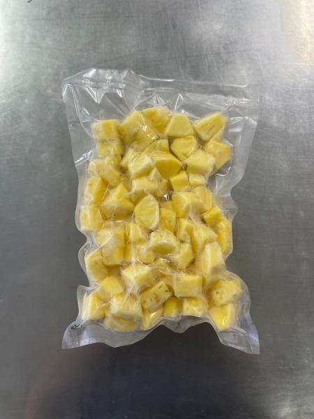 【通常冷凍】石垣島産　カットパイナップル