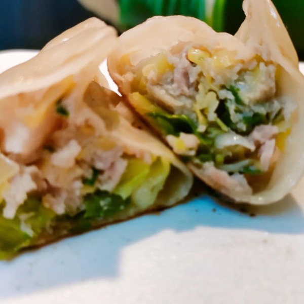 北海道産　樽前勇水豚ジャンボギョウザ