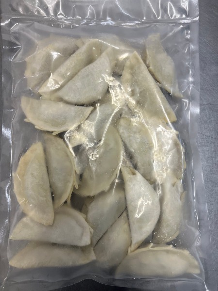 北海道産　樽前勇水豚ジャンボギョウザ