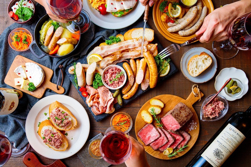 【贅沢な味わいと柔らかな食感】米沢牛ローストビーフ200g