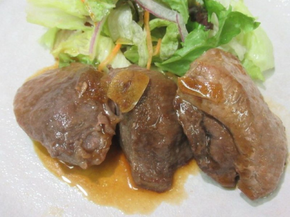 マグロ　ほほ肉　（マグロ　ホホ肉）