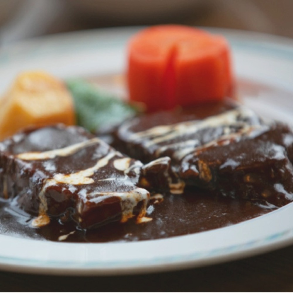 【国産牛タン　ムキタン】丸ごと1本　真空　皮むき済