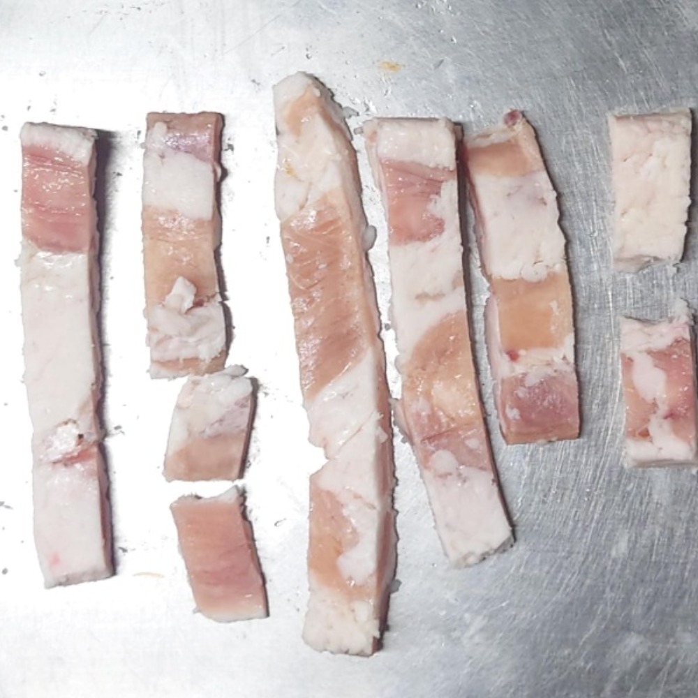 アメリカ産シマチョウカット（牛大腸）25mm　1kgx5袋