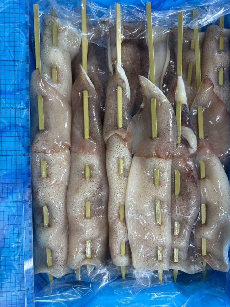 ツボ抜き　最大サイズ使用　イカ焼　イカ串　串済　平串36ｃｍ　