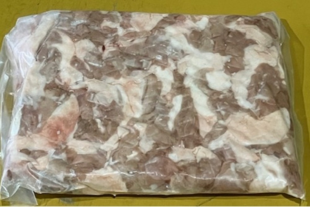 合鴨トリミング（端材）　　２ｋｇx６ＰＣ