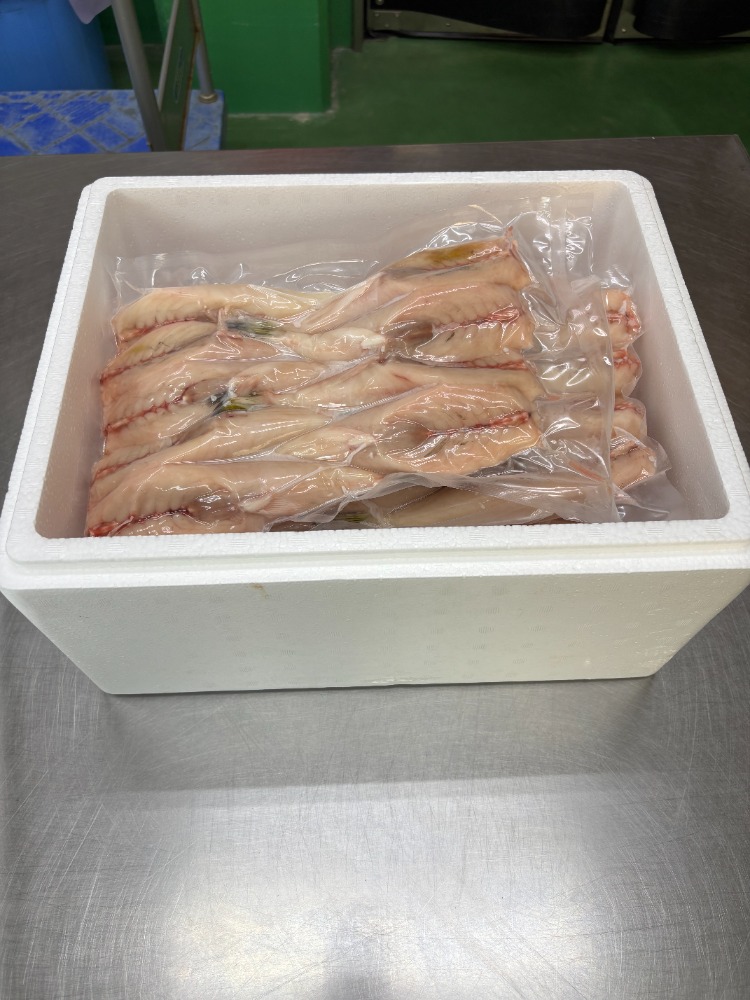 【天然】愛知県産シロサバフグ身欠き　4〜8尾（加熱用）