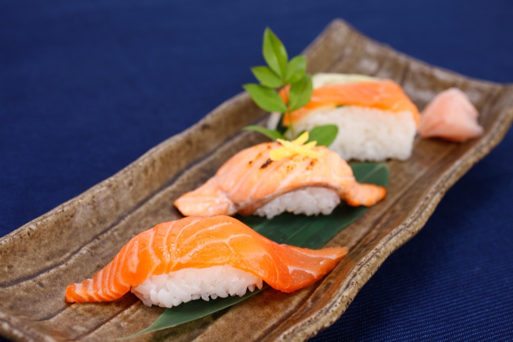 【チルド】タスマニア産養殖アトランティックサーモンセミドレス