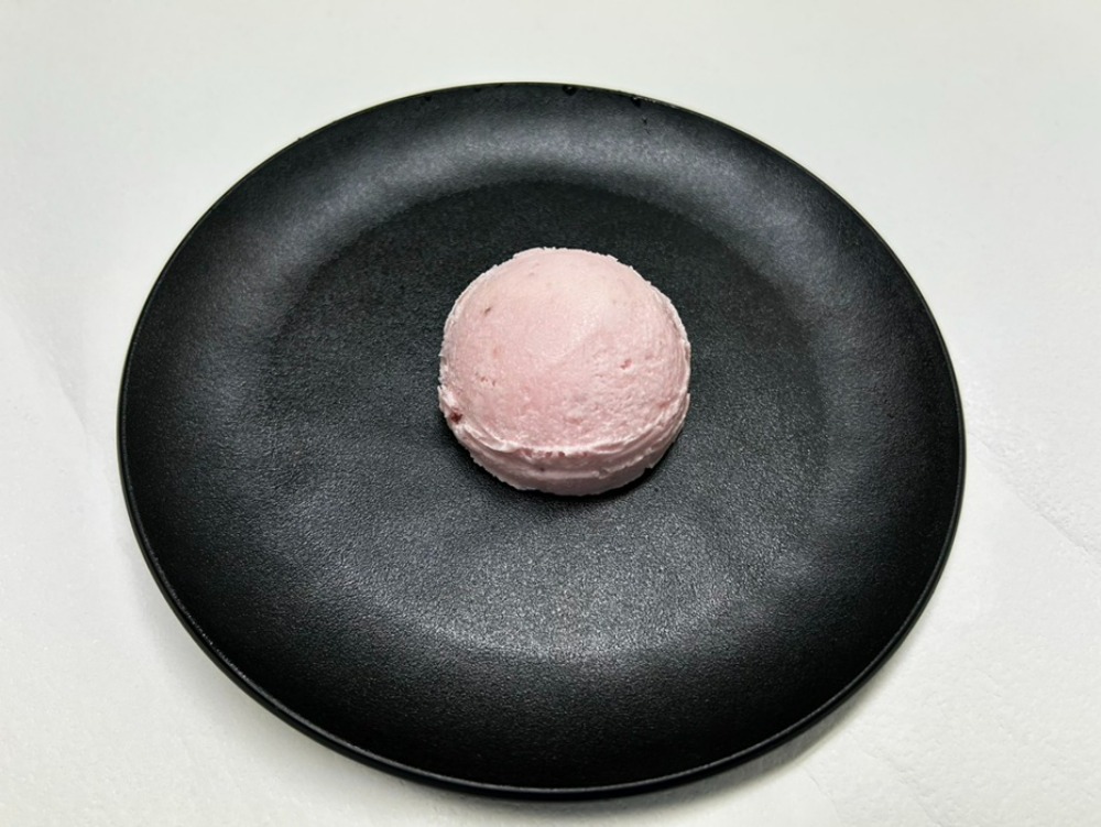 イチゴアイス　４L