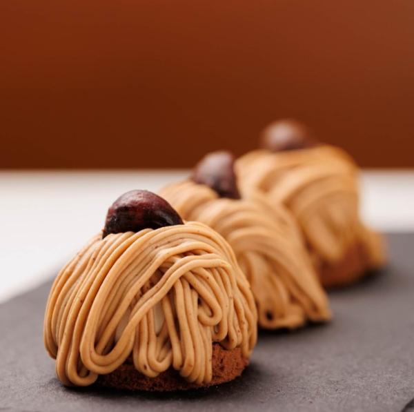 マロンモンブラン（アイスケーキ）２４０ｇ（４個入）