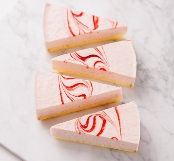 あまおうのレアチーズケーキ7号12カット6個入(300g)