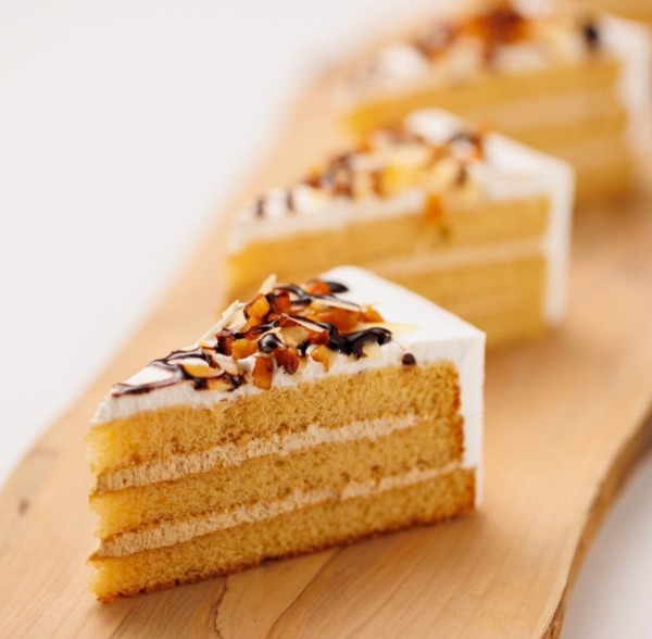 キャラメルナッツショート6号12カット12個入(396g)