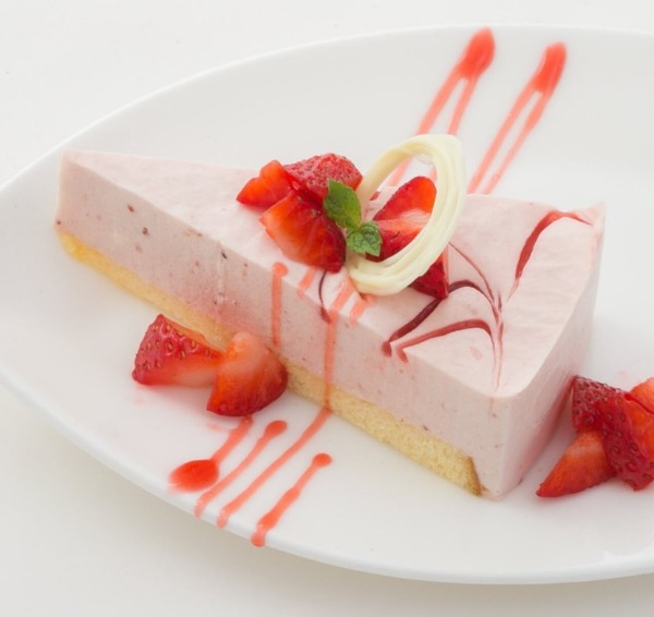 あまおうのレアチーズケーキ7号12カット6個入(300g)