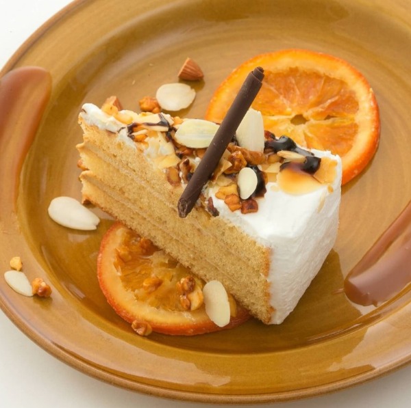 キャラメルナッツショート6号12カット12個入(396g)