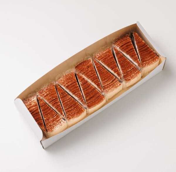 【アイスケーキ】ヘーゼルナッツ＆モカ6号12カット12個入(420g)