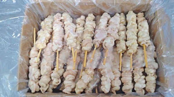 福岡博多名物ぐるぐる鶏かわ串30g焼き鳥スチーム串冷凍