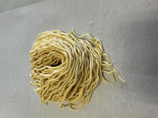 ＃18　ラーメン(中華麺)　150gx50食