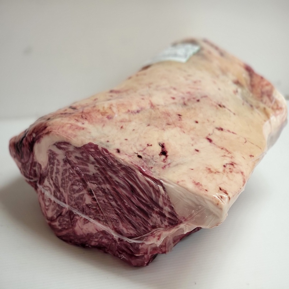 ソトモモ　雌牛4等級　九州産黒毛和牛　