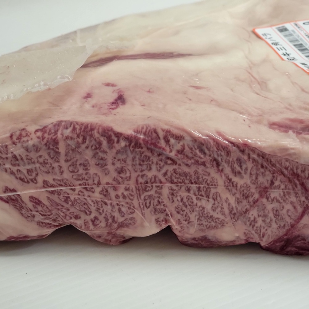 三角バラカルビ　雌牛4等級　九州産黒毛和牛　