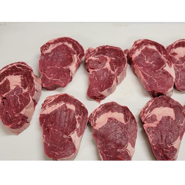 キューブロール　リブアイ　真空　ブラックアンガス　穀物肥育牛