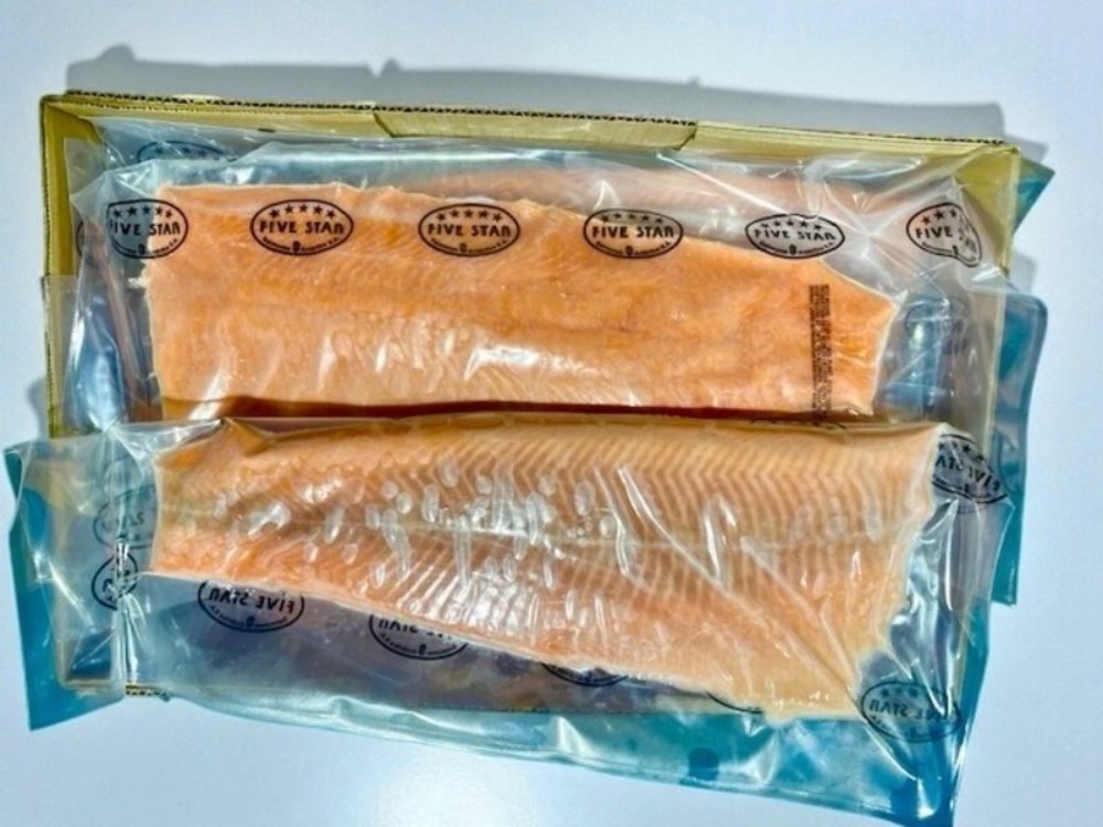 【生食用】トラウトサーモンフィレ　トリムE/プレミアム