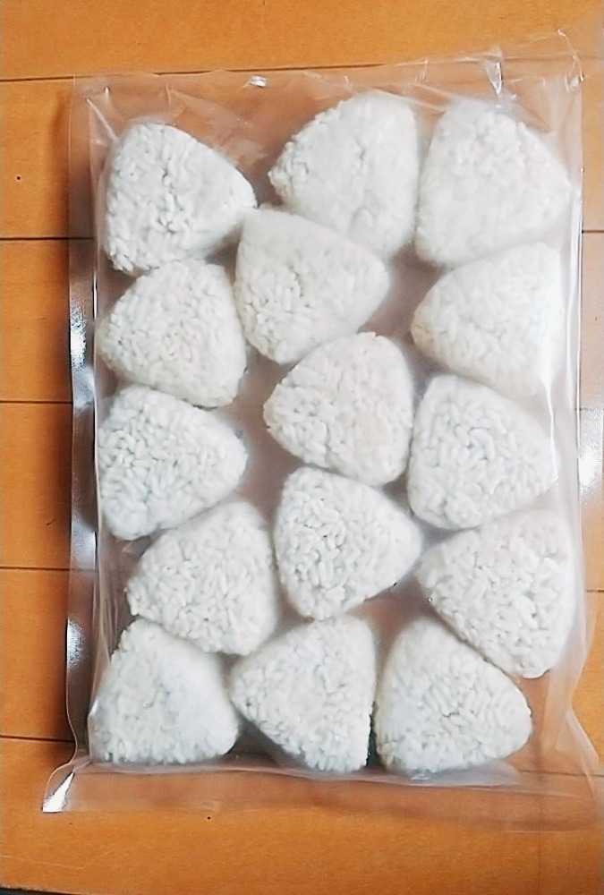 北海道産タコ使用　たこめしおにぎり15個入り