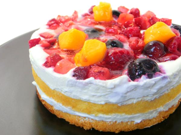 クワトロベリートルテ　4号　ホール　4種のベリー　箱入り　200g