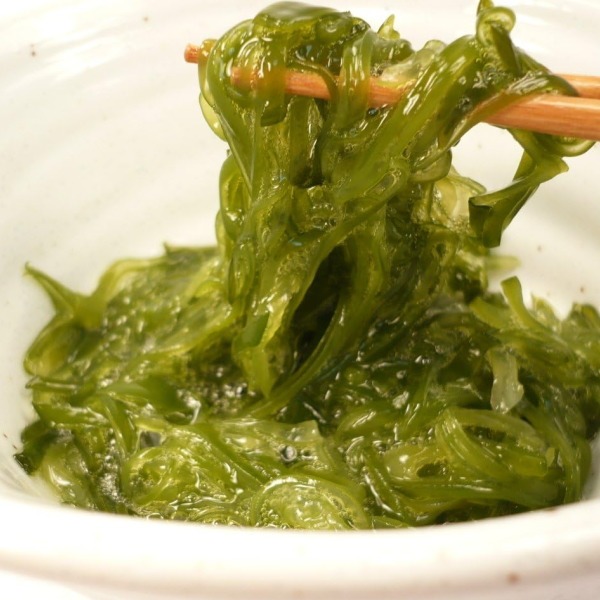 湯通し　めかぶ　1kg　切りメカブ　色出し済み　ばら売り