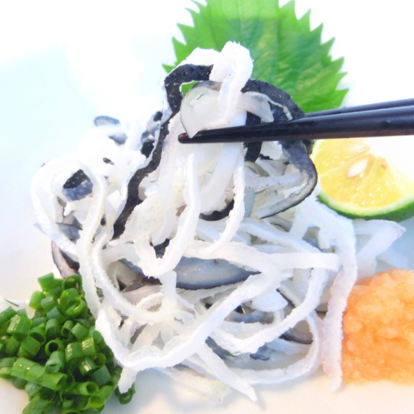 とらふぐ皮　500g　下関　湯引きトラフグ　無添加　バラ売り