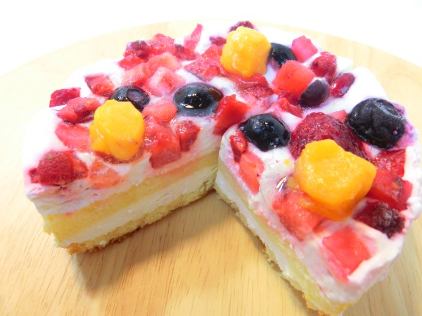 クワトロベリートルテ　4号　ホール　4種のベリー　箱入り　200g