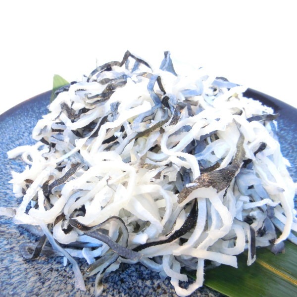 とらふぐ皮　500g　下関　湯引きトラフグ　無添加　バラ売り