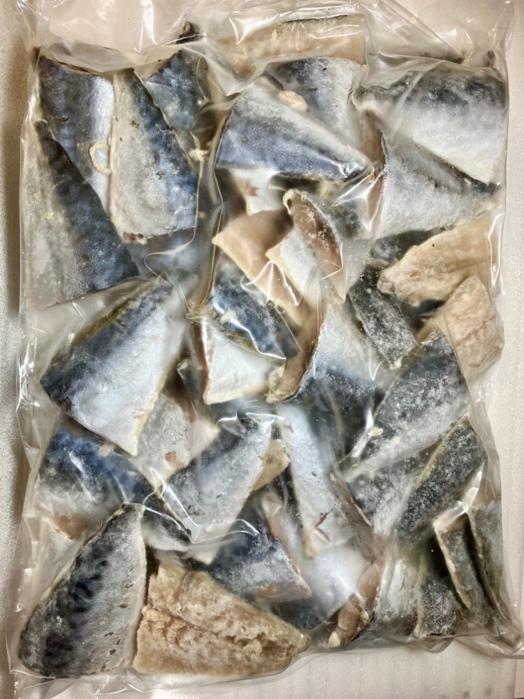 【お通し・突出しに最適】〆サバ　尾部　しめさば　鯖　1kg